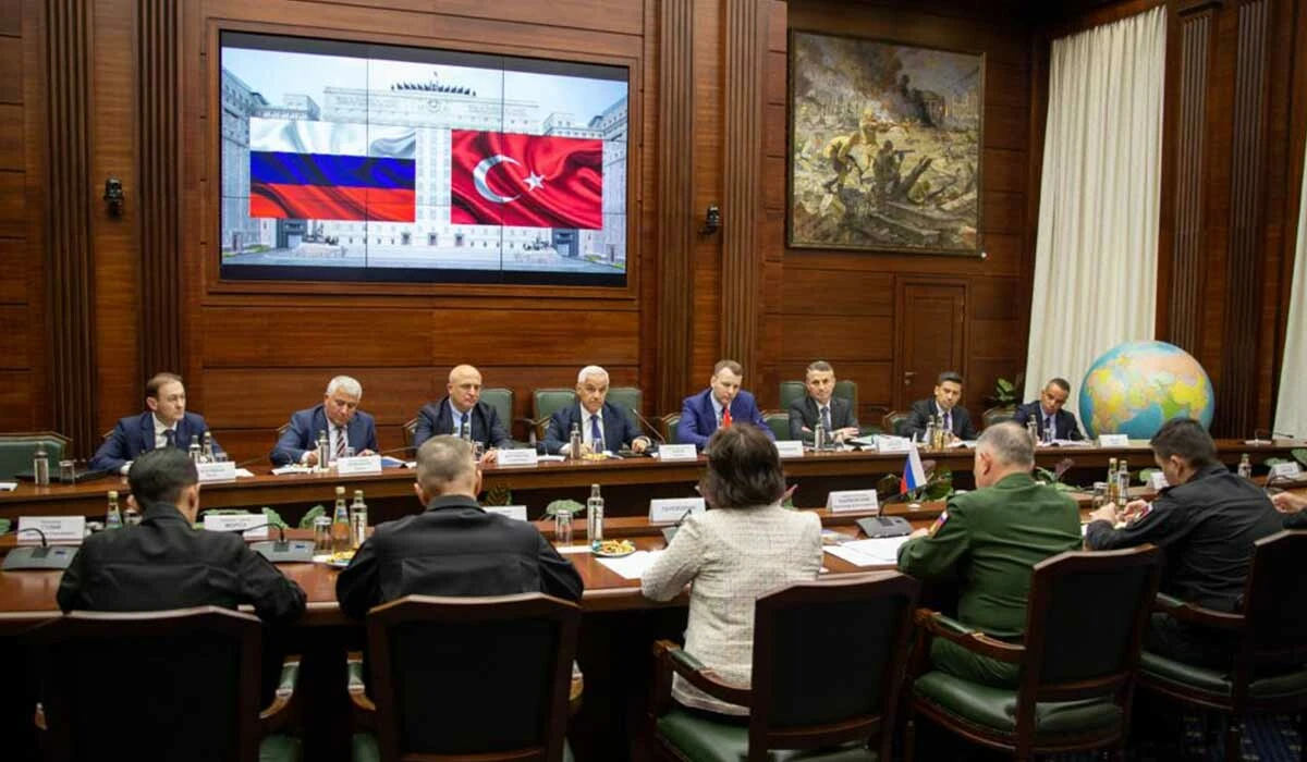 Son dakika! Moskova'da tahıl krizi diplomasisi: Türk ve Rus heyetlerinin görüşmesi olumlu geçti