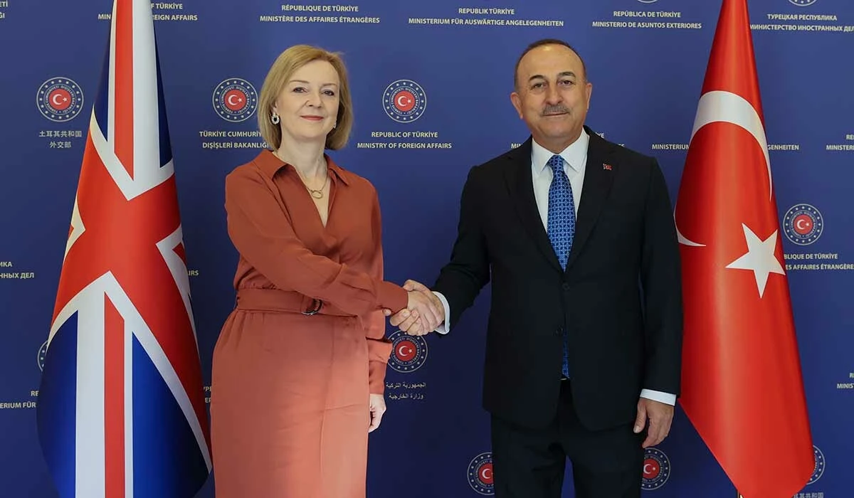 Bakan Çavuşoğlu, Rusya'nın Ukrayna tahılını Türkiye'de sattığı iddiasına noktayı koydu: Buna müsaade etmeyiz