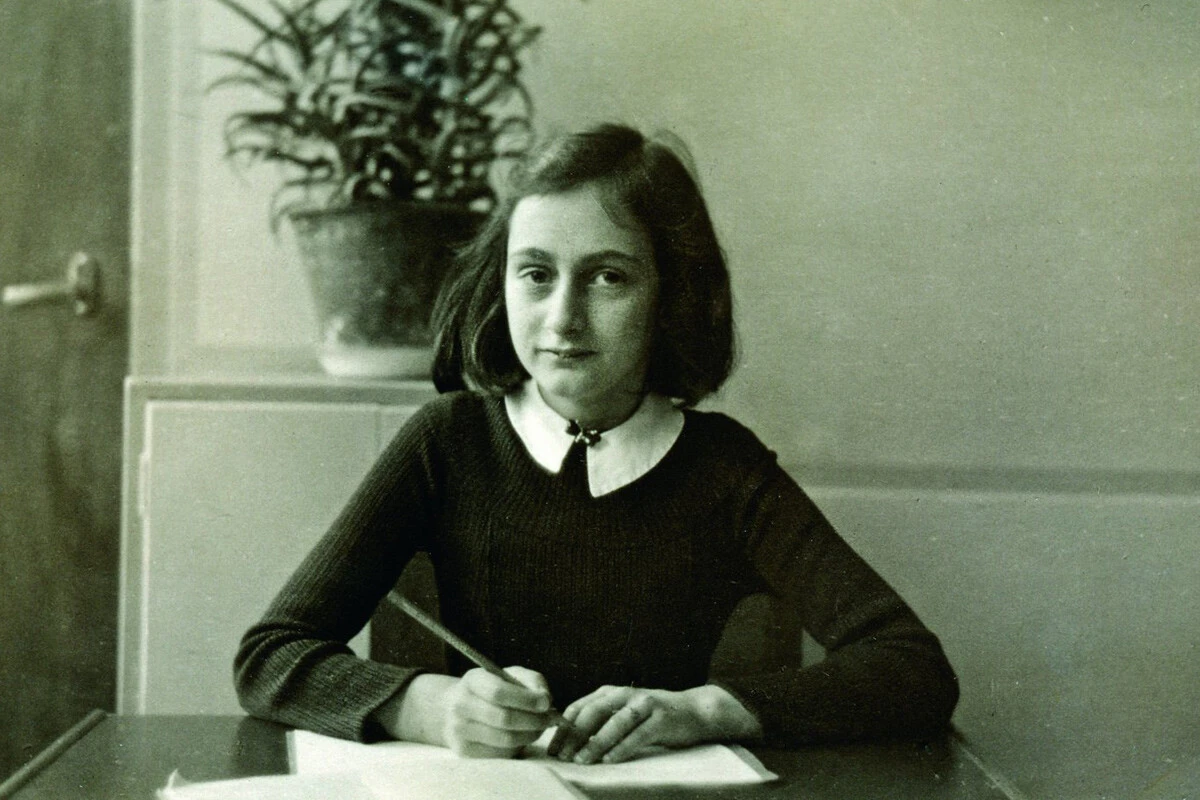 Anne Frank kimdir? Google Doodle ile anılan Anne Frank neden ve nasıl öldü, eserleri nelerdir?