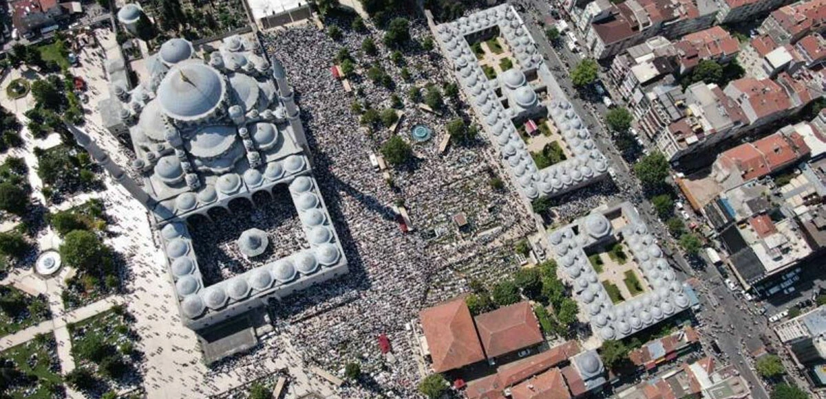 Mahmut Ustaosmanoğlu'nun cenazesinde merak konusuydu: Tabutun üstündeki siyah örtünün sebebi ortaya çıktı!