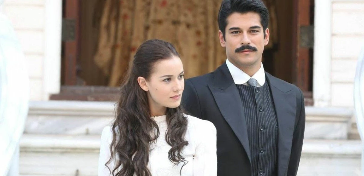 Burak Özçivit’ten Fahriye’ye ikinci doğum hediyesi