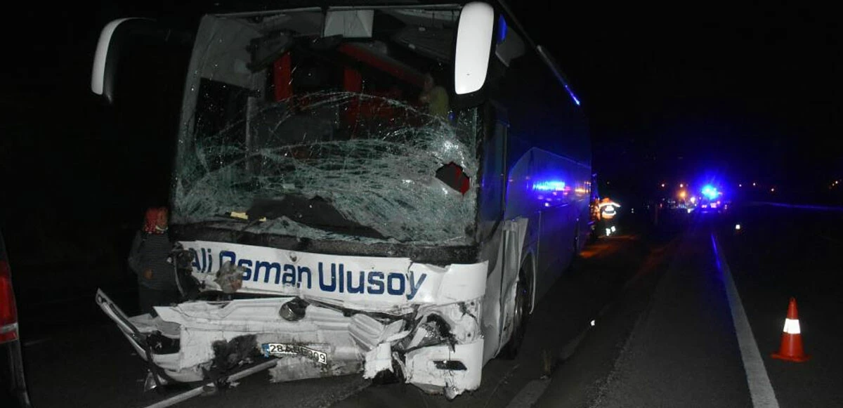 Ölüm, yeni evli çifti balayı dönüşü yakaladı: Geriye düğün davetiyeleri kaldı