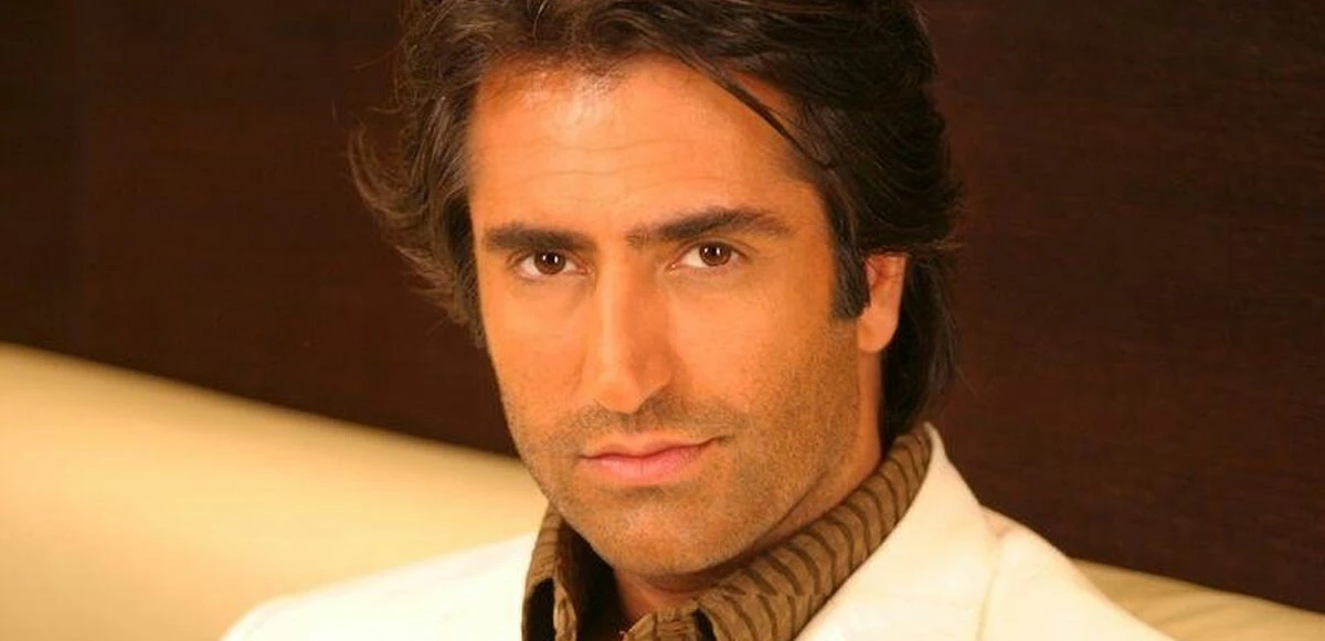 Mahsun Kırmızıgül konserine polis engeli! Ses sistemi kapanınca yaptığı takdir topladı