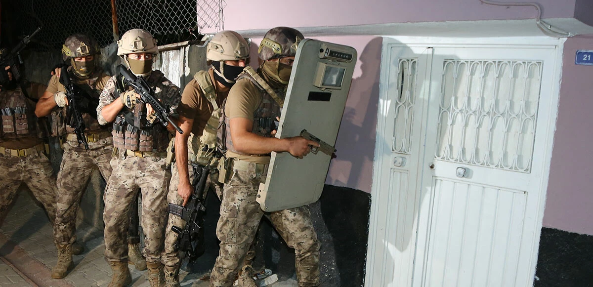 Adana'da terör operasyonu: Belediye Başkan Yardımcısı ve HDP'li yöneticiler de listede