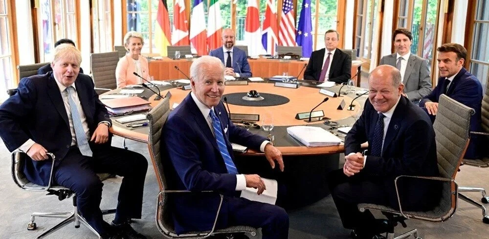 G7 Zirvesi'nde liderler Putin'i ti'ye aldı: Yarı çıplak ata binme göndermesi