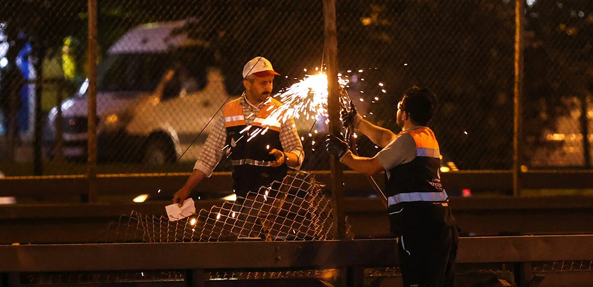 Metrobüs hattındaki yollarda yeni düzenleme: Beyaz Yol çalışması başladı