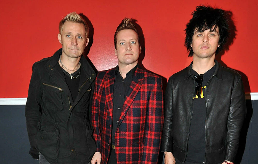 Green Day'in solisti Billie Joe Armstrong konserde şaşırttı: ABD vatandaşlığından çıkacağım