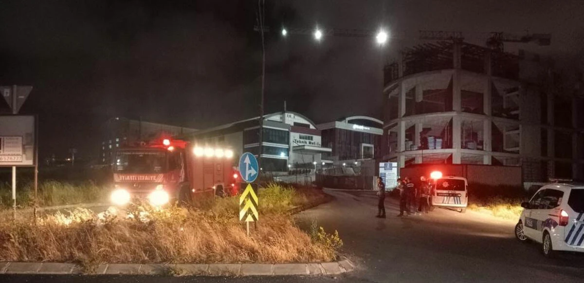 Esenyurt’ta korku dolu anlar: Kimyasal madde dolu tank devrildi