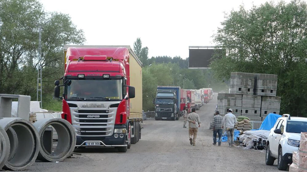 2 aylık aranın ardından yeniden açılan Türkgözü'nde kuyruk oluştu