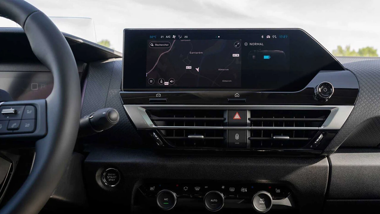 Citroen C4 X, İlk Kez Türkiye'de tanıtıldı! Hem Elektrikli Hem Benzinli