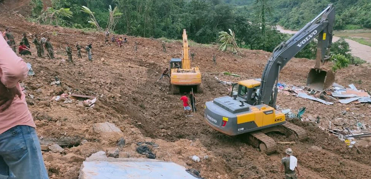 Hindistan'daki heyelan felaketinde can kaybı 14’e yükseldi