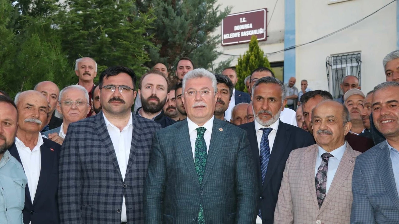 Akbaşoğlu'ndan, seçimin kazanıldığı Dodurga'da net mesaj: 2023 seçimlerinin işaret fişeğini dünyaya ilan etti