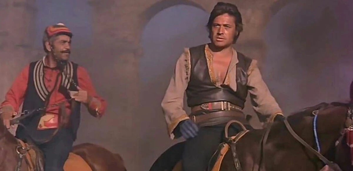 Cüneyt Arkın gerçekleştiremediği tek hayalini nemli gözlerle anlatmış