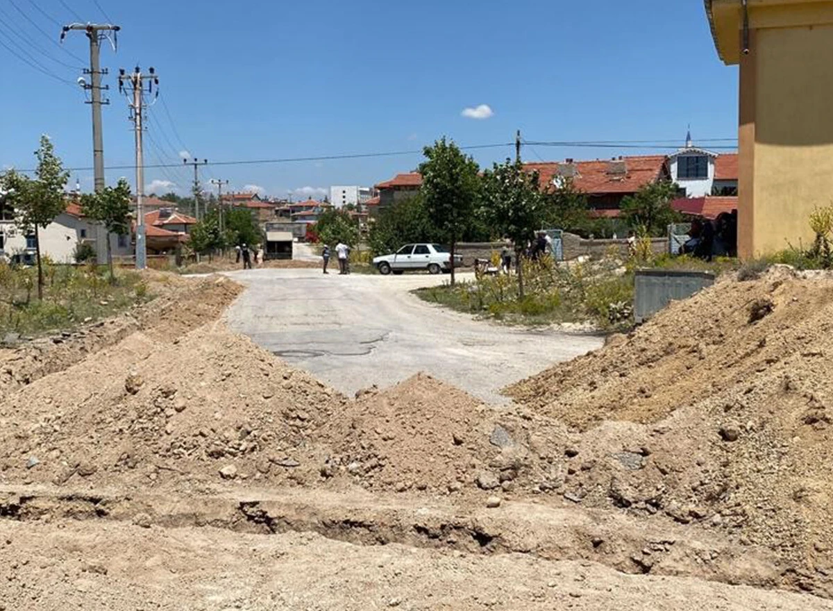 Doğal gaz isyanı! Mahalle sokağa döküldü