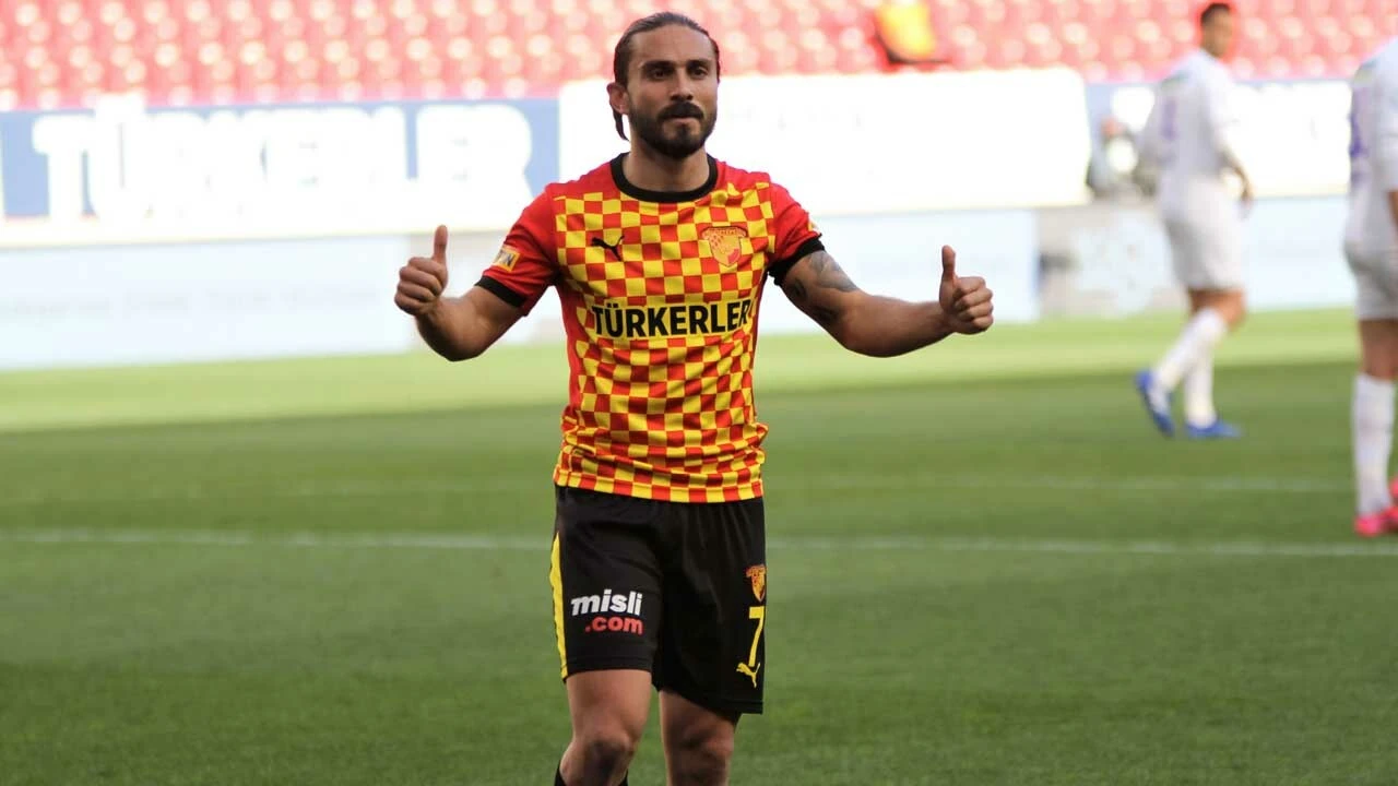 Halil Akbunar, Westerlo için Belçika’ya gitti