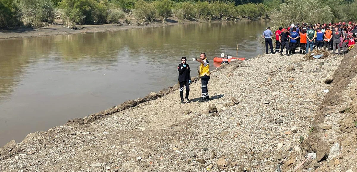 Düzce’deki selde kaybolan kepçe operatörünün cesedi bulundu