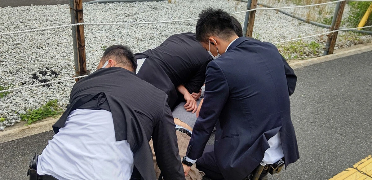 Son dakika: Silahlı saldırıya uğrayan Japonya eski Başbakanı Shinzo Abe hayatını kaybetti