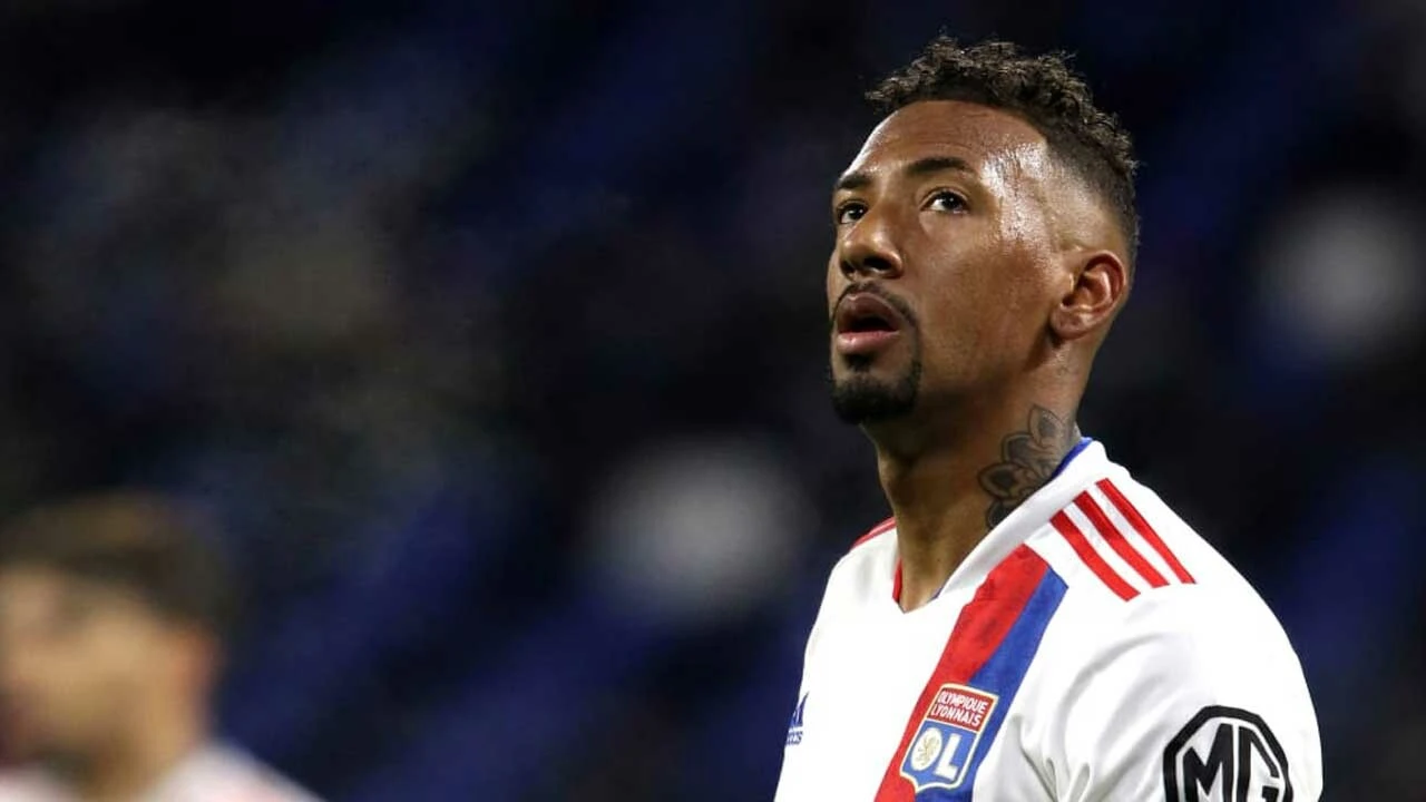 Stopere dünya yıldızı geliyor: Jerome Boateng!