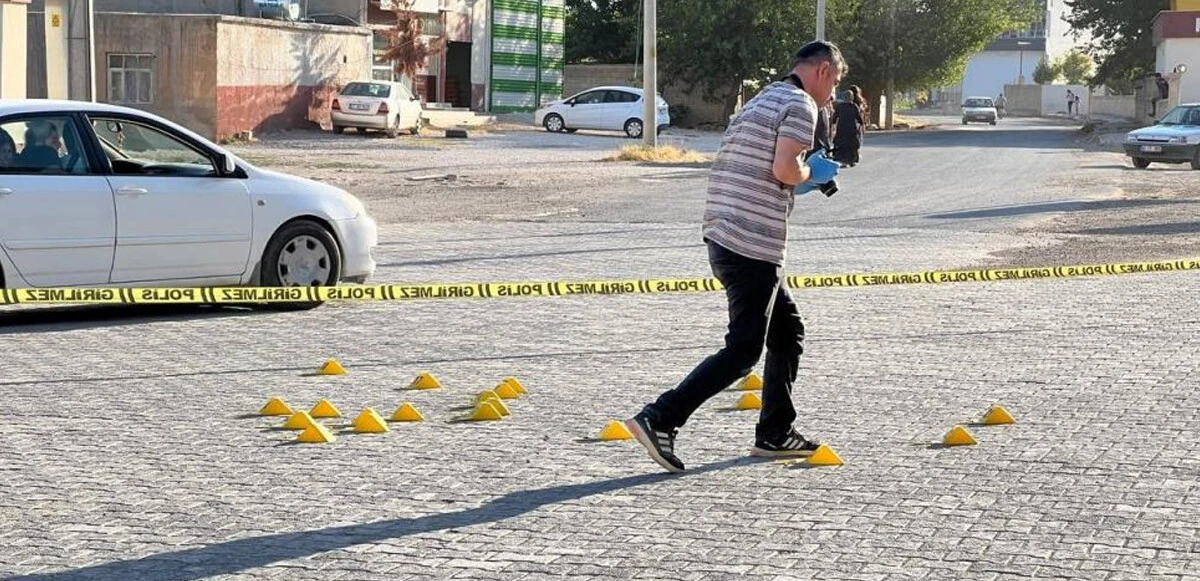 3 çocuk annesi kadın yasak aşk yaşadığı adamı katletti