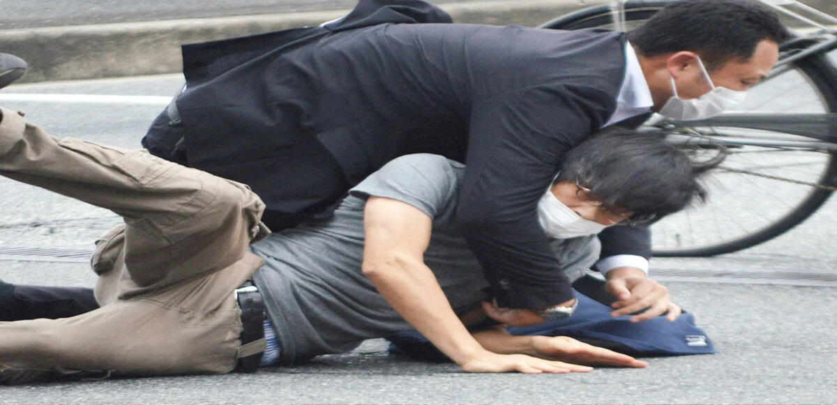 Eski Başbakan Shinzo Abe suikastında şoke eden detay: Dedesine olan kinini torunundan çıkarmış