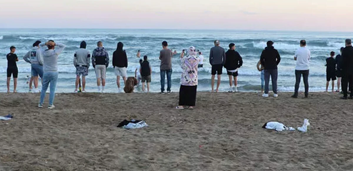 Eğlence değil dehşet plajı: 3 arkadaştan biri boğuldu, diğeri kayıp! 2 kişi ise son anda kurtuldu