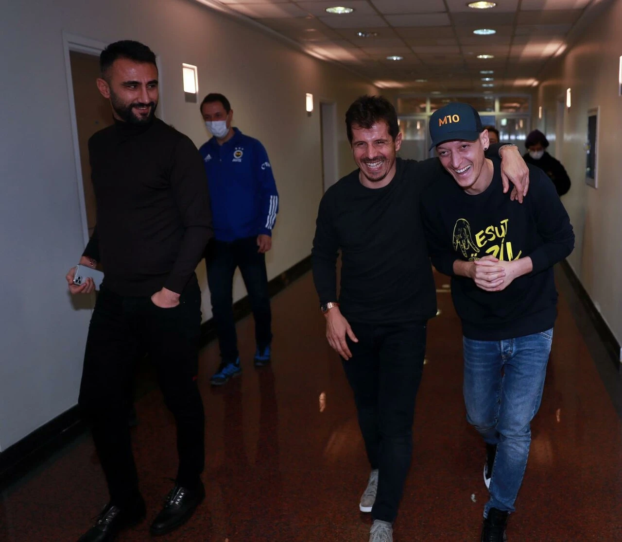 Son dakika! Başakşehir, Mesut Özil'i kadrosuna kattı!