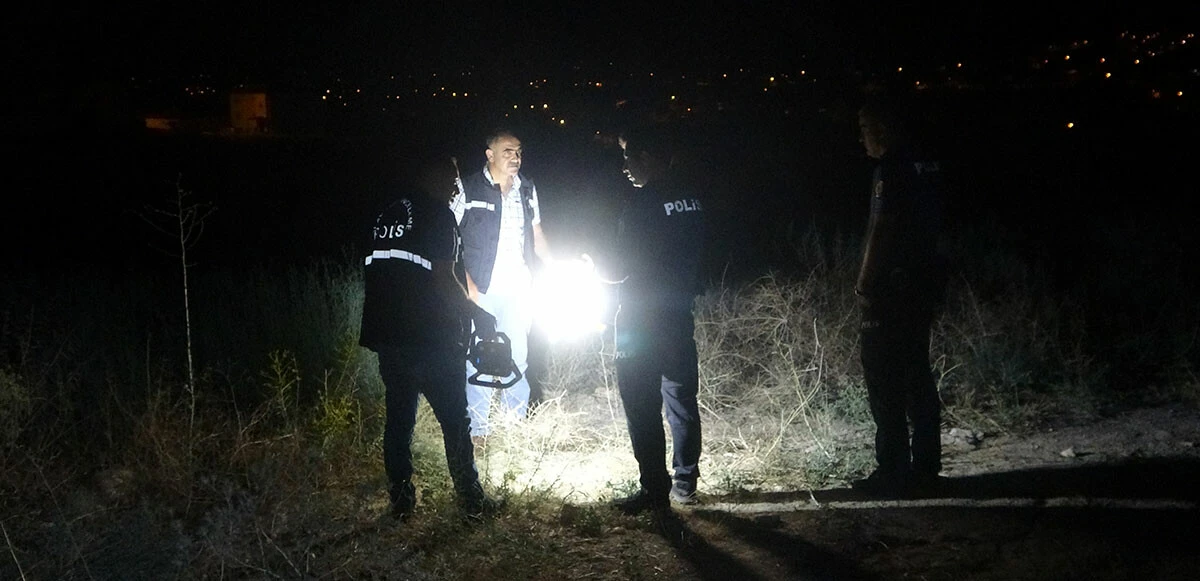 29 yaşındaki genç bıçaklanarak ölüme terk edildi