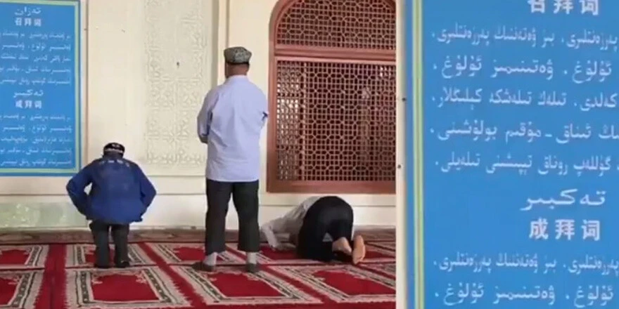 Çin'den bir skandal daha: Ezanı ve kameti değiştirdiler