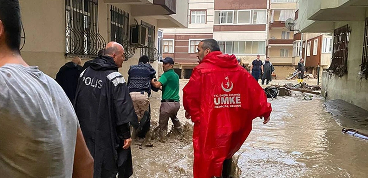 İçişleri Bakanı Süleyman Soylu’dan Türkiye gazetesine önemli açıklamalar! Sel felaketinin yaşandığı Bozkurt'taki bodrum katları alındı