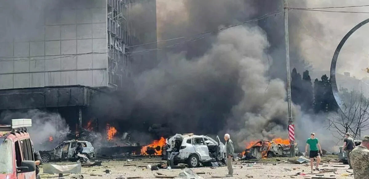 10 roketle saldırı: Rusya Ukrayna'daki üniversite binalarını vurdu!