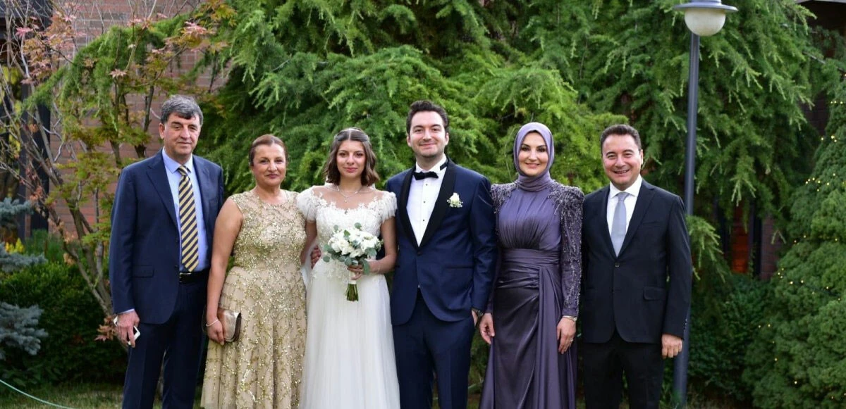 Ali Babacan’ın oğlu evlendi