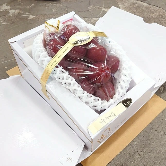 Bu üzümün salkımı yaklaşık 190 bin lira! Açık artırma ile satıldı