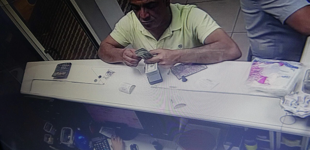 Döviz bürosunda ‘dolar’ hatası! 30 bin lira buhar oldu