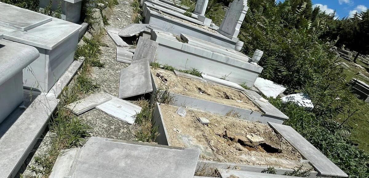 Bakan Soylu duyurdu: Hasköy Yahudi Mezarlığı’na saldırıda 2 gözaltı