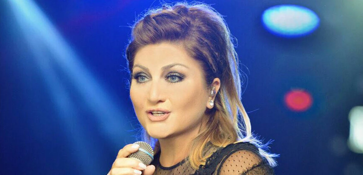Sibel Can konserinde olay: Belediye Başkanı ile korumalar birbirine girdi! 5 bin kişiyi bırakıp sahneyi terk etti