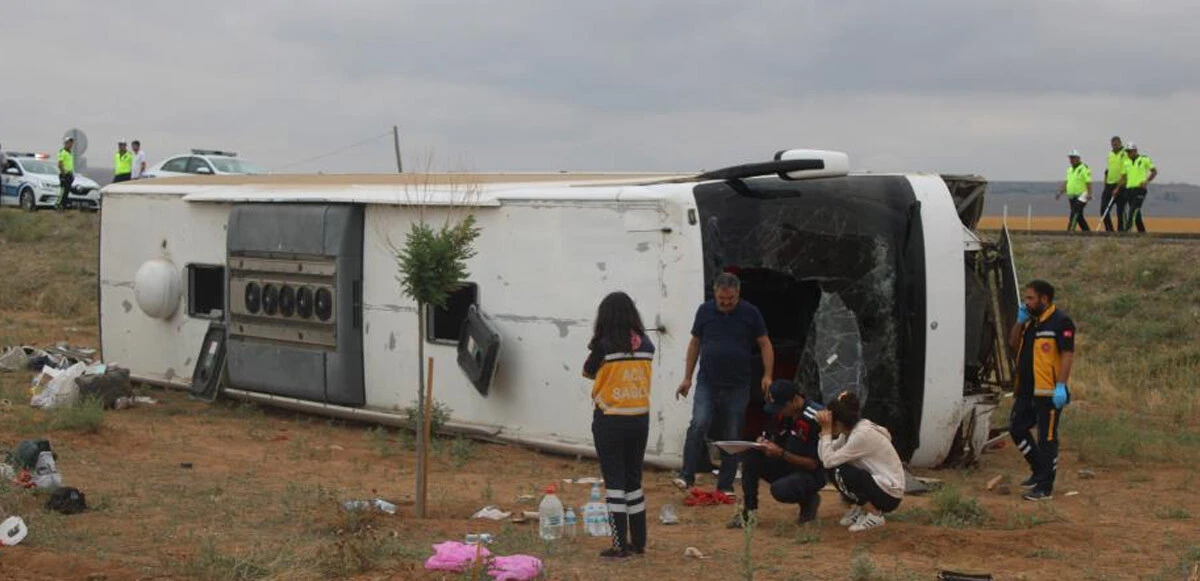 Son dakika! Yolcu otobüsü şarampole uçtu: Çok sayıda yaralı var