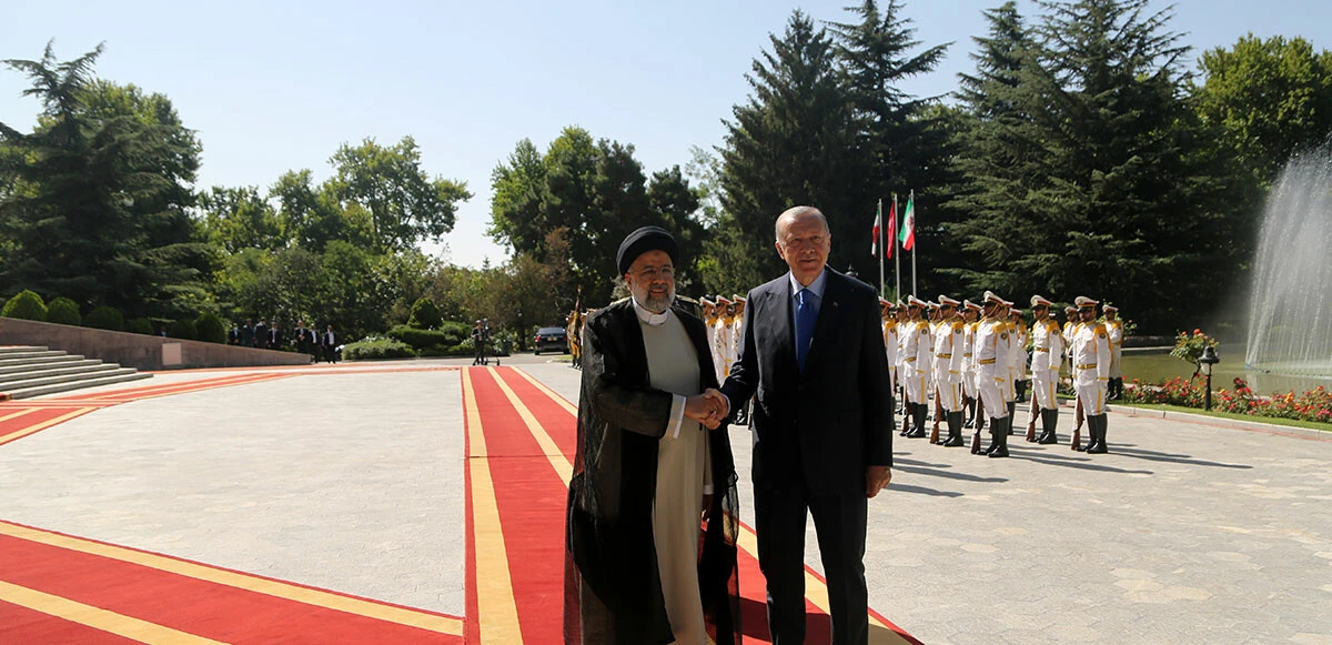 Cumhurbaşkanı Erdoğan İran’da! Dünyanın gözü Tahran'daki zirvede