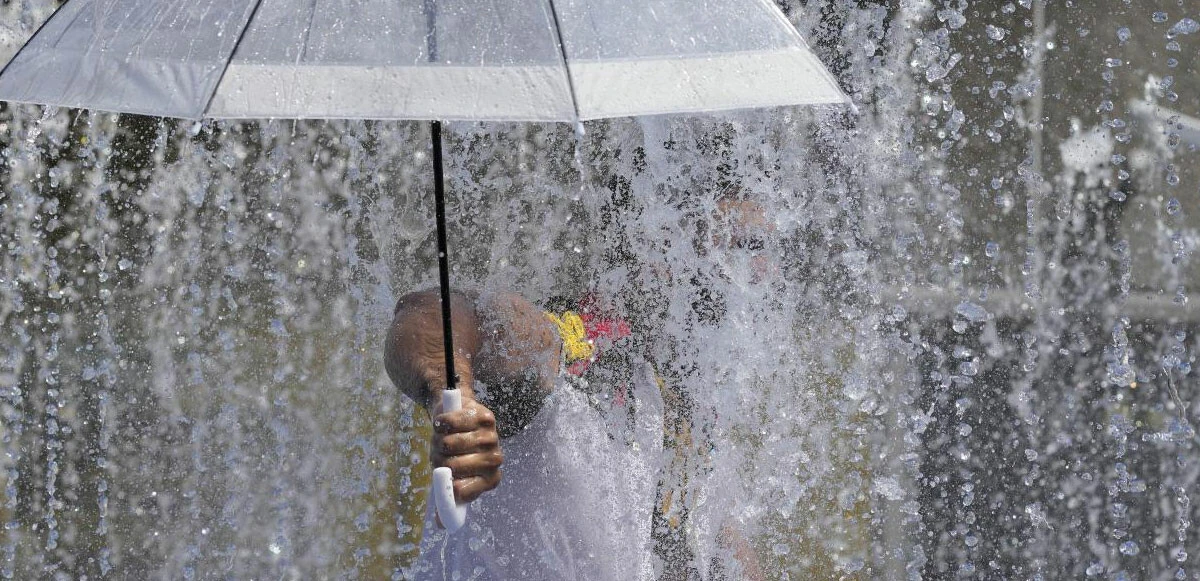 İngiltere'de sıcaklık 40.2'yi buldu, hayat durma noktasına geldi