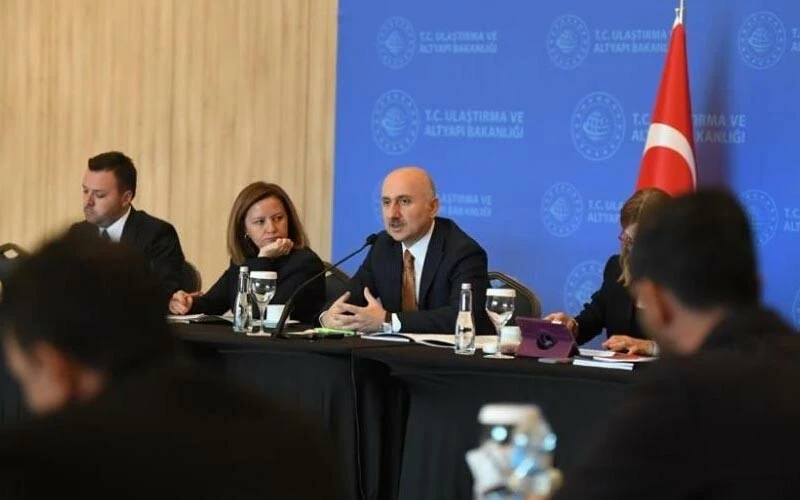 Bakan Karaismailoğlu'ndan Kanal İstanbul mesajı: Türkiye için olmazsa olmaz