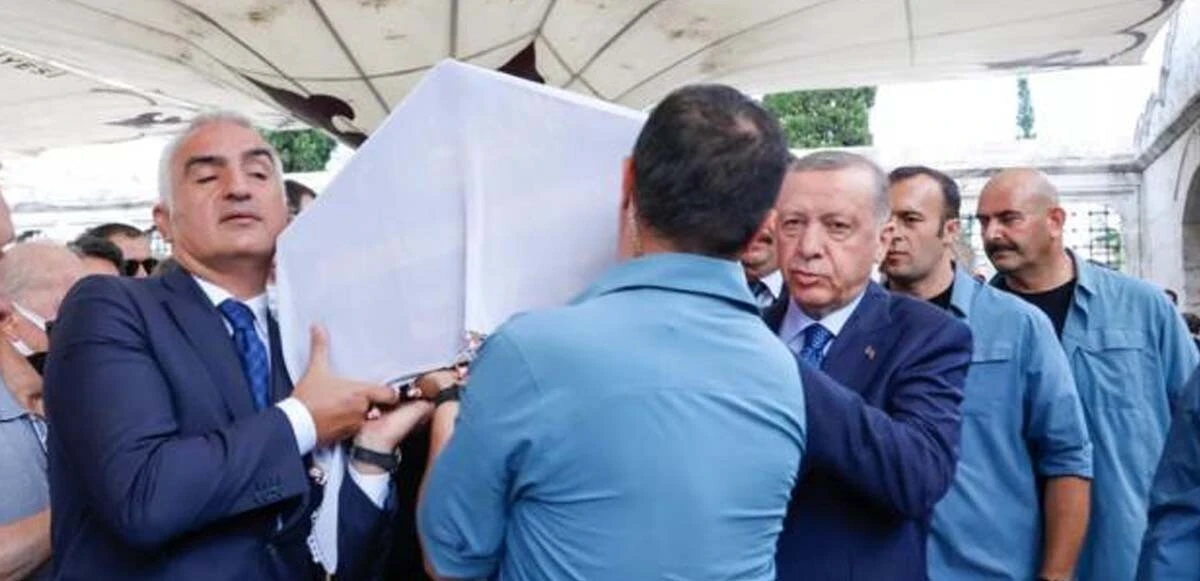 Fethiye Gümüşdağ'ın cenazesinde dikkat çeken kare! Cumhurbaşkanı Erdoğan ile İmamoğlu tokalaştı