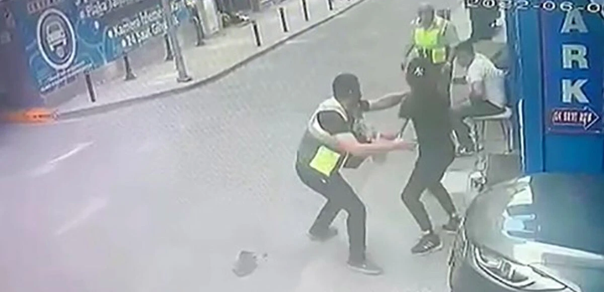 Hırsızı gördü, tekme atarak yakaladı! O anlar kamerada