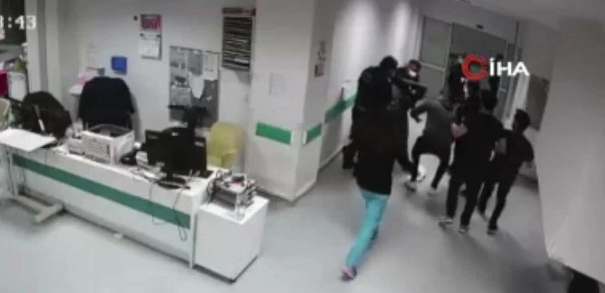 Uzman Çavuşa attığı 'tokat' iftirası ile gündem olmuştu! Doktor Tahir Tarımer FETÖ soruşturmasından açığa alındı