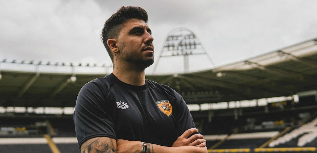 İngiliz futbolcudan eski takım arkadaşı Türk futbolcu için olay sözler: Gerçek bir rezaletti