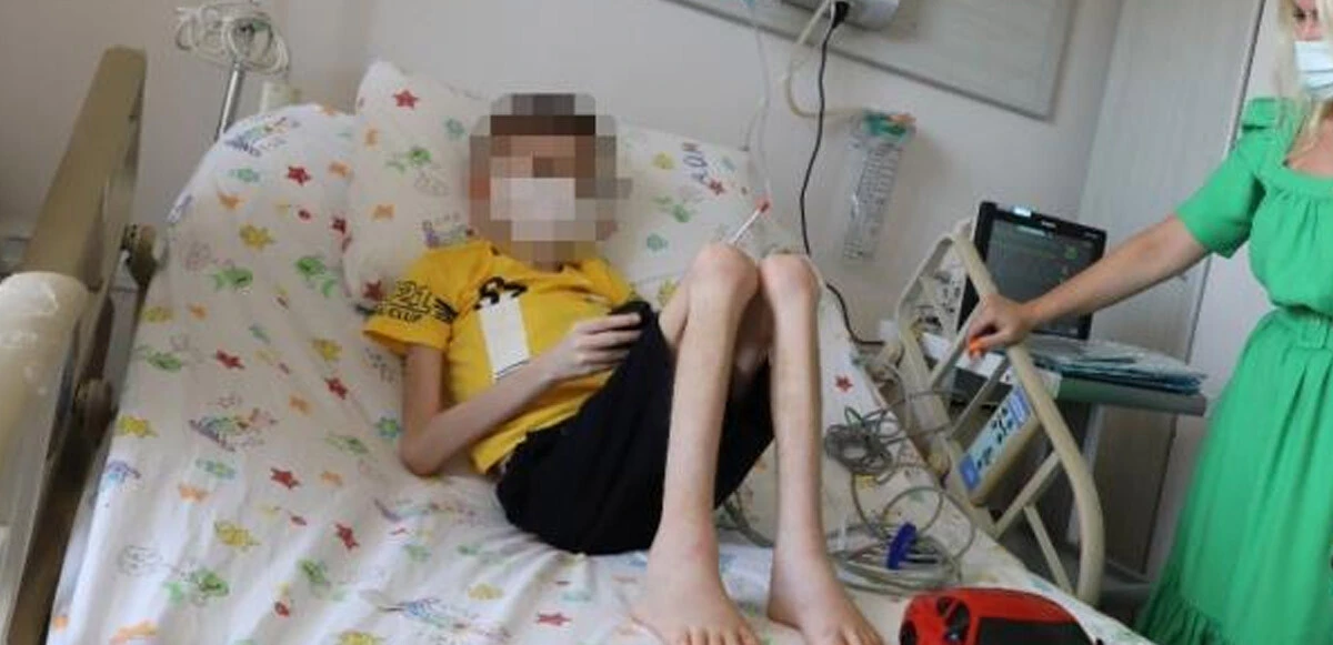 Çöp evde bulunan ve ülke gündemine oturan Cem'den ilk kareler geldi