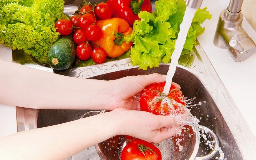 Sıcaklarda gıda zehirlenmesine dikkat: Yemeden önce bir kez daha düşünün, önlem alınmazsa ölümle sonuçlanıyor!