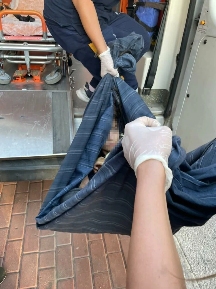 Çöp evden kurtarılan Cem’in ilk sözleri yürekleri sızlattı: Hastanede kalmak istiyorum