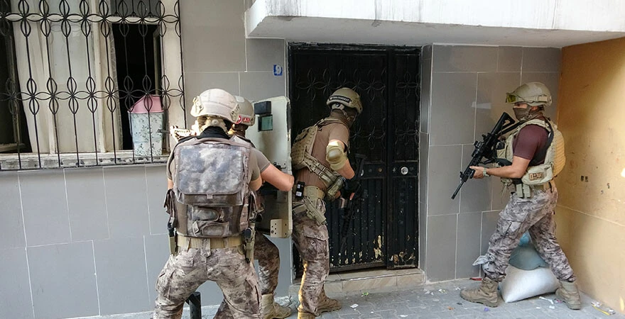 Terörü “temizleme” operasyonunda HDP Mersin İl Başkanı hakkında gözaltı kararı verildi