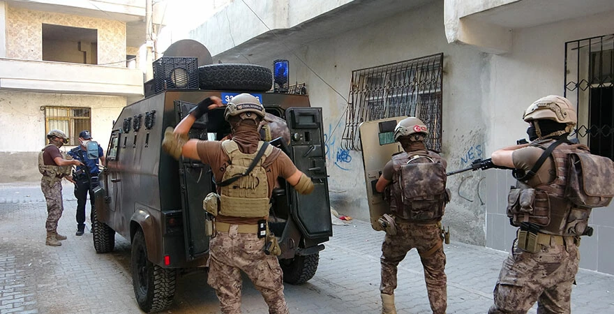 Terörü “temizleme” operasyonunda HDP Mersin İl Başkanı hakkında gözaltı kararı verildi