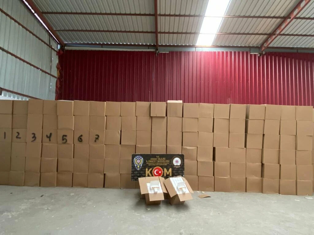 Son dakika! Bakan Soylu duyurdu: Adana'da 39 milyon makaron ele geçirildi