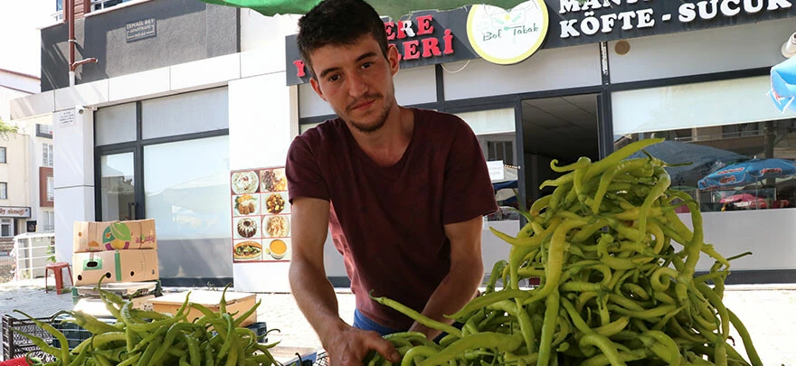 Hesabına yanlışlıkla yatan 212 bin liraya el sürmedi! Pazarcının davranışı 'insanlık ölmemiş' dedirtti